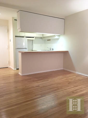 Photo 1 of 250 West 88th Street, Upper West Side, NYC, $2,500, Web #: 14178655