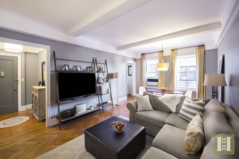Photo 1 of 245 West 107th Street, Upper West Side, NYC, $1,390,000, Web #: 14195767