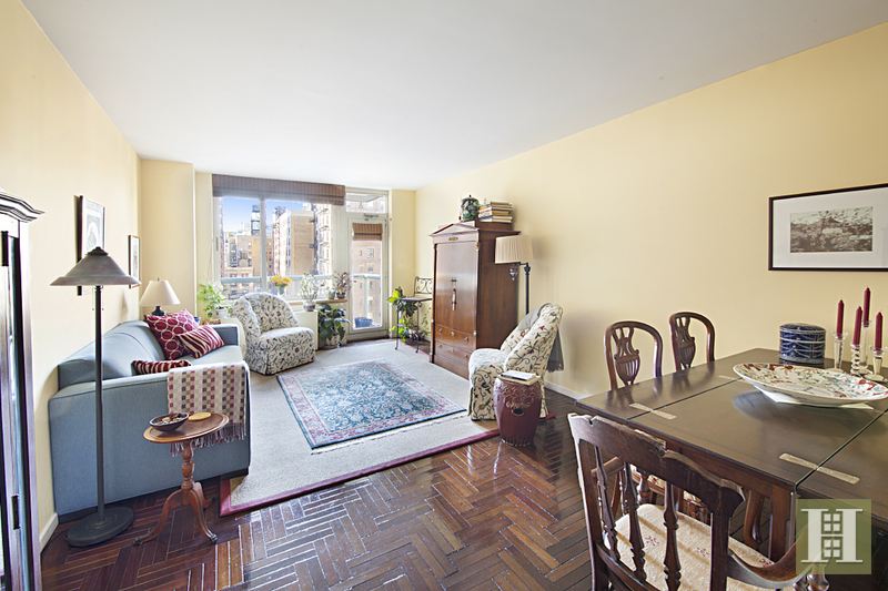 Photo 1 of 2373 Broadway 1031, Upper West Side, NYC, $951,000, Web #: 14234969
