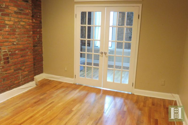 Photo 1 of 75 East 3rd Street, East Village, NYC, $2,800, Web #: 14276592