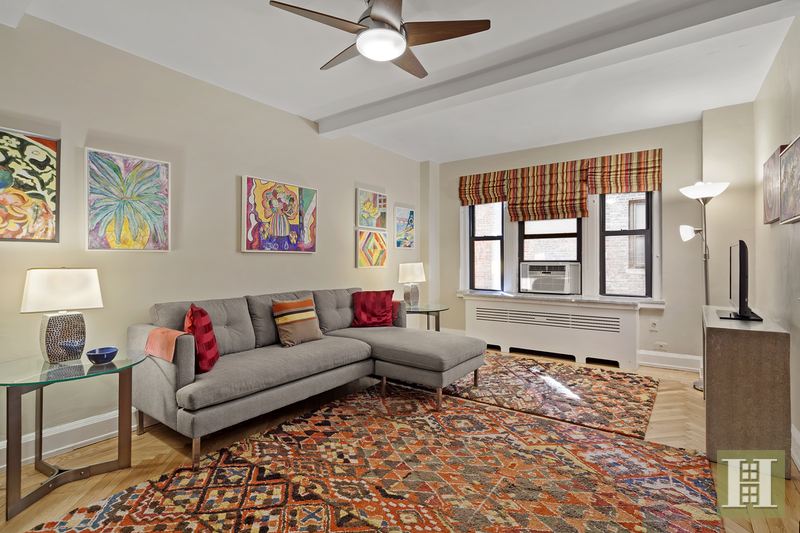 Photo 1 of 336 West End Avenue, Upper West Side, NYC, $479,000, Web #: 14436710