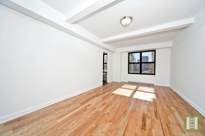 Photo 1 of 161 West 16th Street 10-I, Chelsea, NYC, $3,150, Web #: 14441521