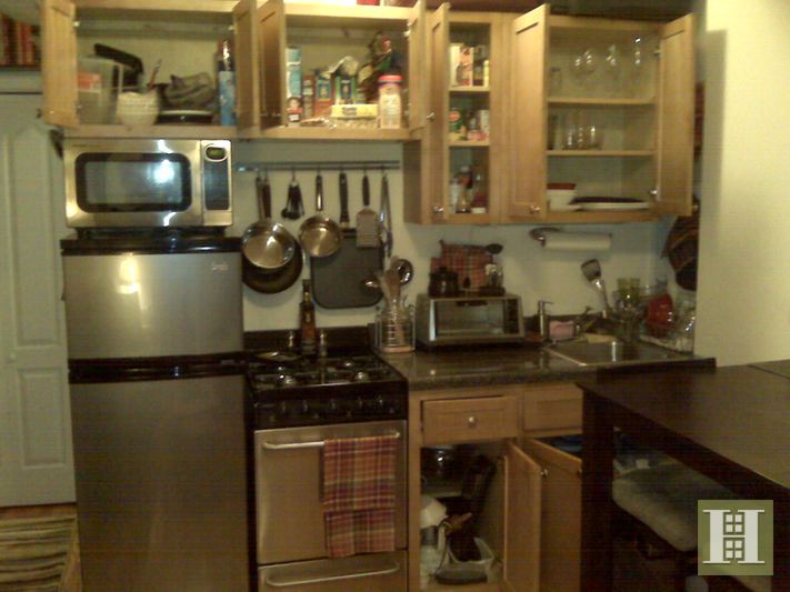 Photo 1 of 217 East 22nd Street 31, Gramercy Park, NYC, $2,450, Web #: 14485063
