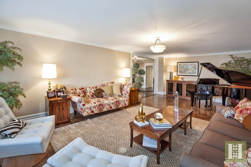 Living Room 86th Street 535 east 86th street 11a, upper east side, nyc, 10028, $3,295,000 Living Room 86th Street 535 east 86th street 11a, upper east side, nyc, 10028, $3,295,000