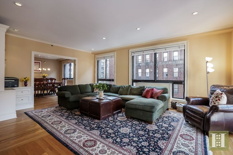 Photo 1 of 203 West 90th Street, Upper West Side, NYC, $2,610,036, Web #: 14516505