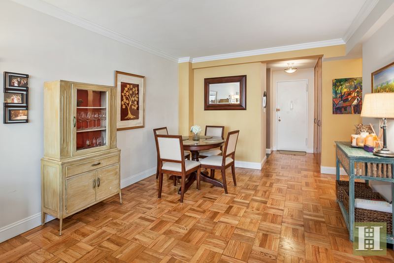 Photo 1 of 345 East 69th Street, Upper East Side, NYC, $675,000, Web #: 14536170