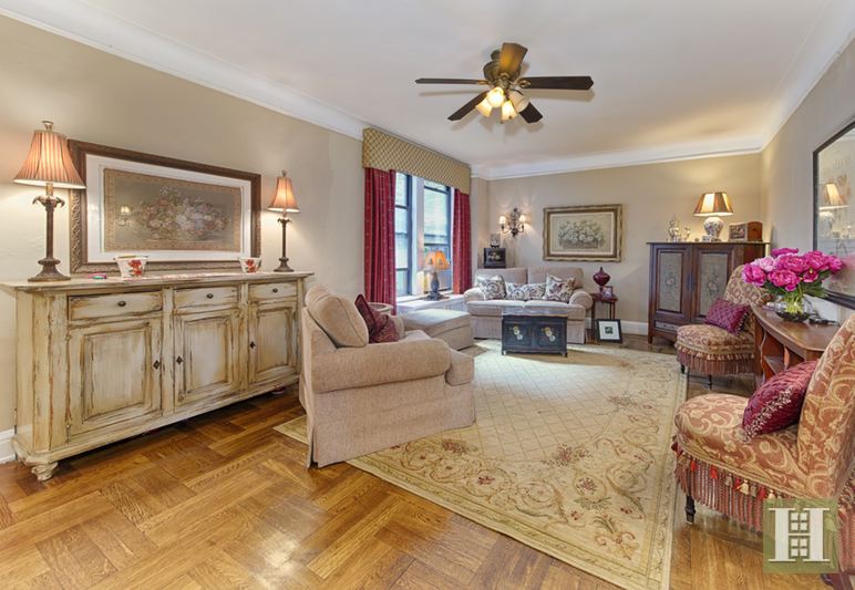 Photo 1 of 240 West 75th Street 3B, Upper West Side, NYC, $1,340,000, Web #: 14537328