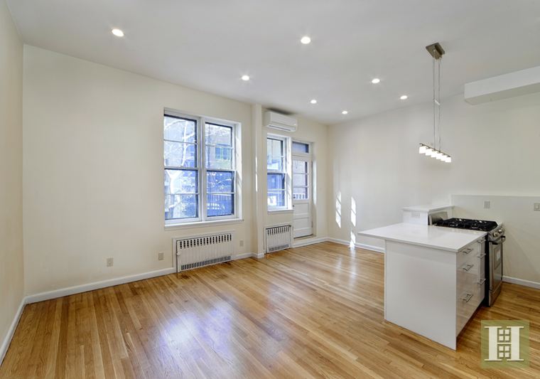 Photo 1 of 275 West 73rd Street 3, Upper West Side, NYC, $5,800, Web #: 14538260
