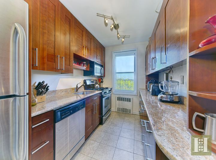 Photo 1 of 34 -10 75th Street 4K, Jackson Heights, Queens, NY, $385,000, Web #: 14617678