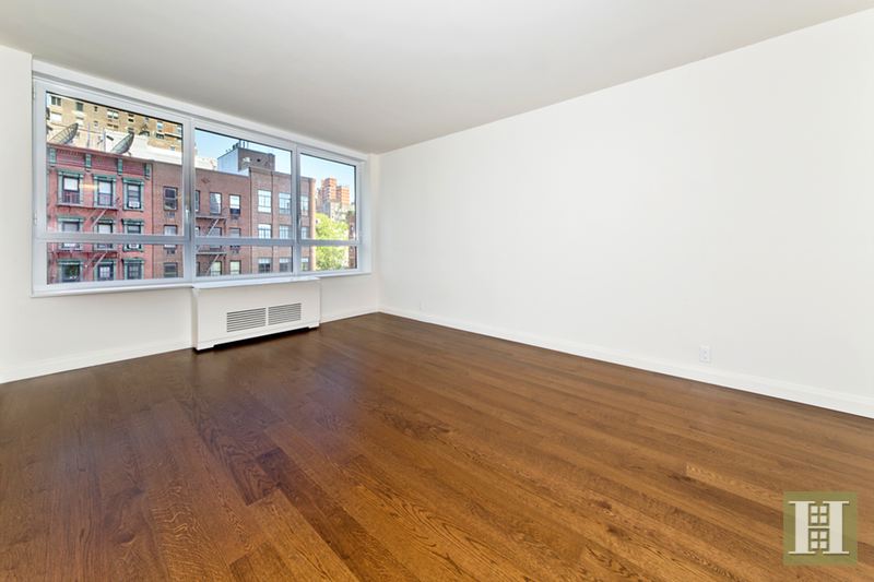 Photo 1 of 200 East 94th Street 312, Upper East Side, NYC, $3,750, Web #: 14766554
