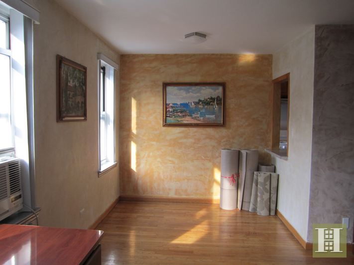 Photo 1 of 67 -14 108th St 4A, Forest Hills, Queens, NY, $1,700, Web #: 14911530