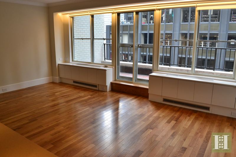 Photo 1 of 57th/5th Huge Terrace, Midtown West, NYC, $3,250, Web #: 14929102