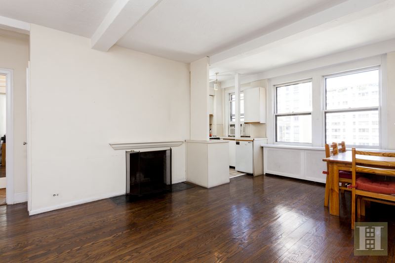 Photo 1 of 10 Mitchell Place, Midtown East, NYC, $465,000, Web #: 14988957