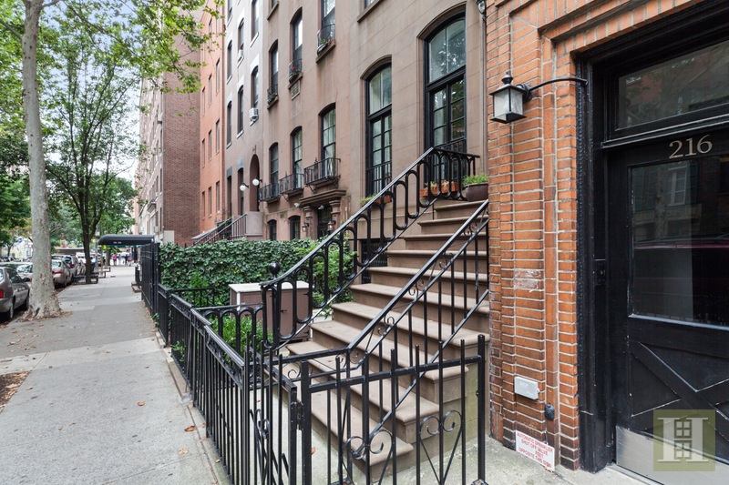 Photo 1 of 216 East 12th Street 3A, East Village, NYC, $717,500, Web #: 15006663
