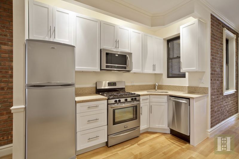 Photo 1 of 283 West 11th Street 4E, West Village, NYC, $5,600, Web #: 15086277