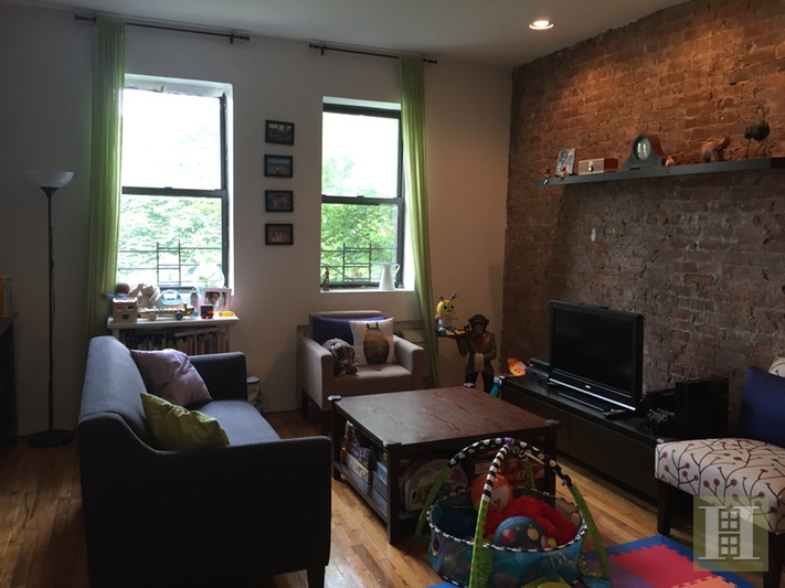 Photo 1 of Sunny 1BR In South Slope With Terrace, Park Slope, Brooklyn, NY, $2,000, Web #: 15128688