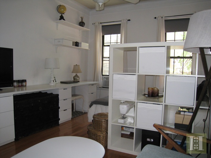 Photo 1 of 231 East 54th Street 2D, Midtown East, NYC, $1,995, Web #: 15129082