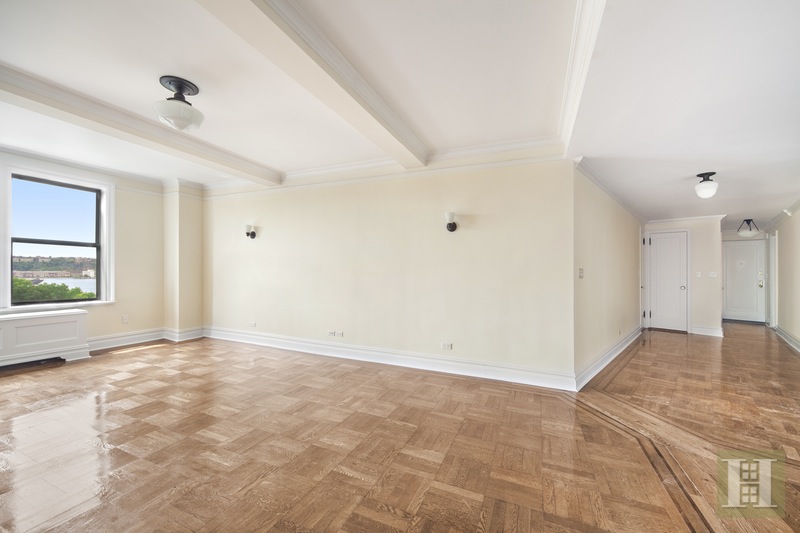 Photo 1 of 98 Riverside Drive 8C, Upper West Side, NYC, $8,303, Web #: 15179057