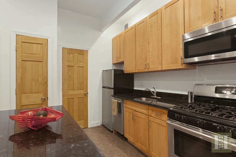 Photo 1 of 330 West 85th Street 5E, Upper West Side, NYC, $2,625, Web #: 15241797