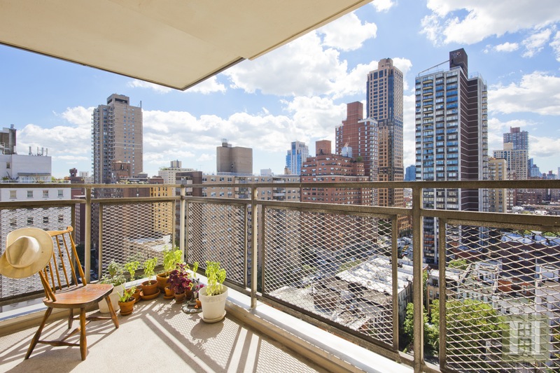 Photo 1 of 345 East 86th Street 18A, Upper East Side, NYC, $595,000, Web #: 15330789