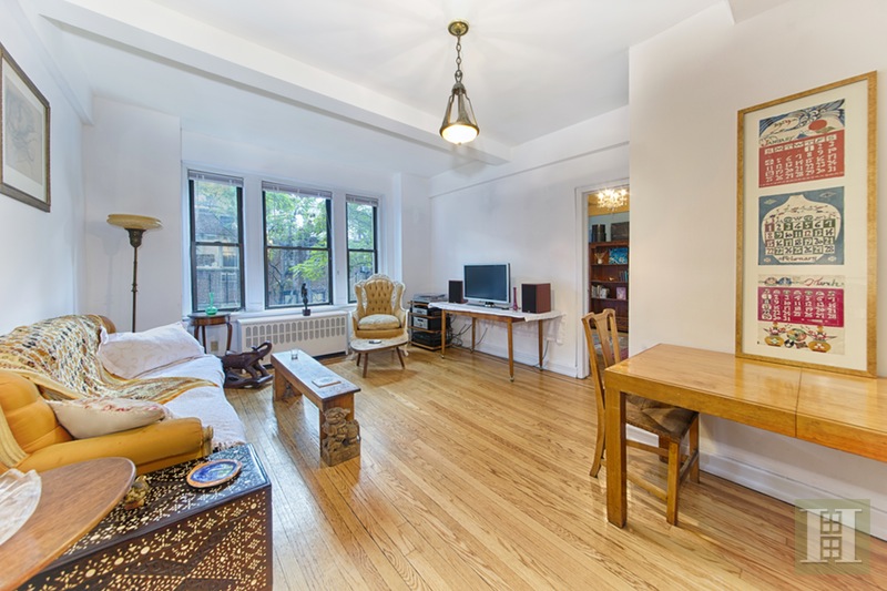 Photo 1 of 40 West 72nd Street, Upper West Side, NYC, $1,360,000, Web #: 15338422