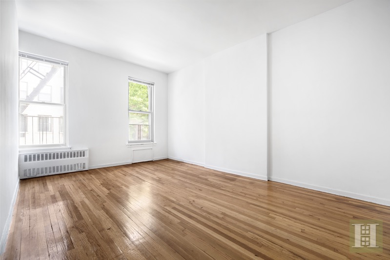 Photo 1 of 404 West 51st Street 3A, Midtown West, NYC, $2,800, Web #: 15384833
