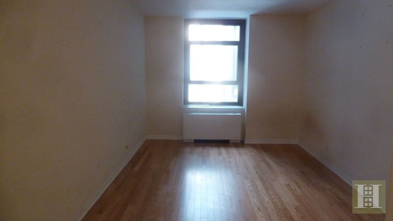 Photo 1 of Park Avenue, Midtown East, NYC, $3,000, Web #: 15407279
