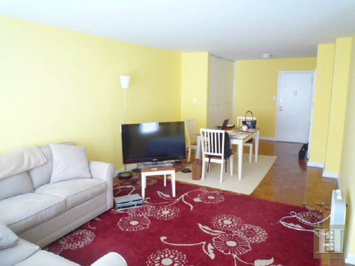 Photo 1 of East 87th Street, Upper East Side, NYC, $2,650, Web #: 15444779