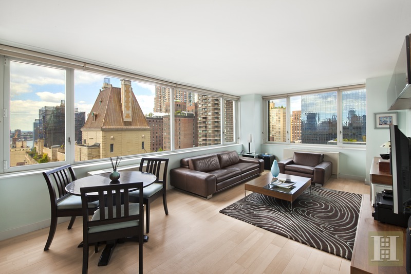Photo 1 of 322 West 57th Street, Midtown West, NYC, $2,950,000, Web #: 15452634