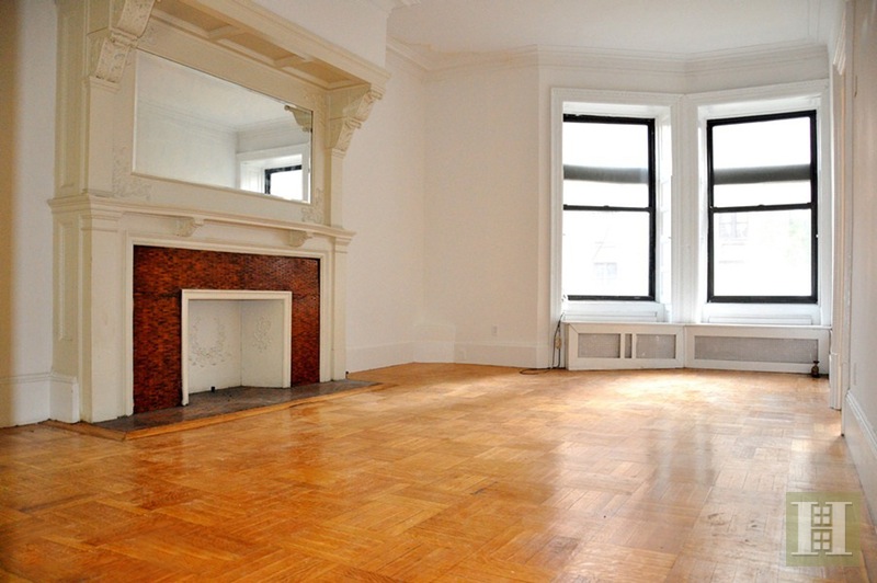 Photo 1 of 251 West 72nd Street 3F, Upper West Side, NYC, $3,400, Web #: 15602365