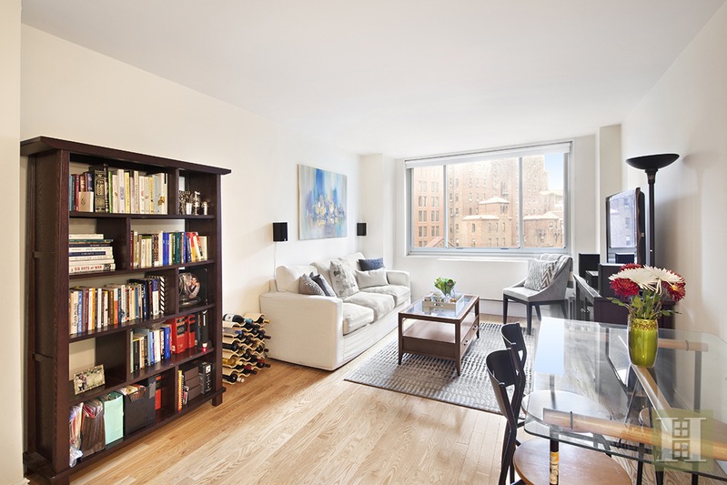 Photo 1 of 30 West 63rd Street, Upper West Side, NYC, $1,310,000, Web #: 15703041