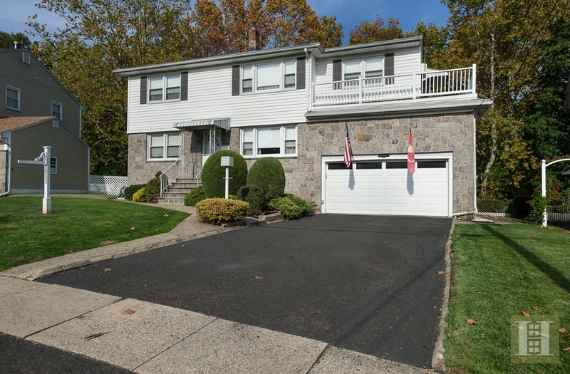 Photo 1 of 1491 Gregory Avenue, Union Township, New Jersey, $415,000, Web #: 15739333