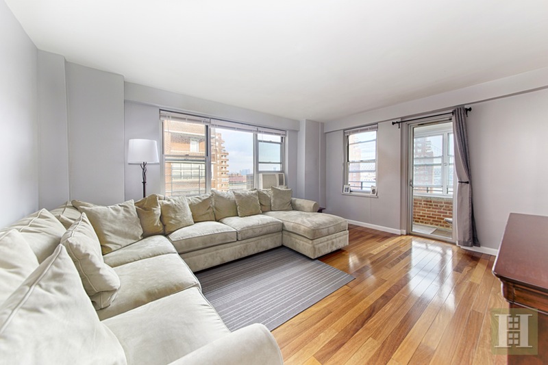 Photo 1 of 575 Grand Street, Lower East Side, NYC, $917,000, Web #: 15913912