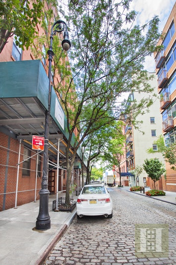 Photo 1 of 130 Jane Street 4A, West Village, NYC, $845,000, Web #: 1598623