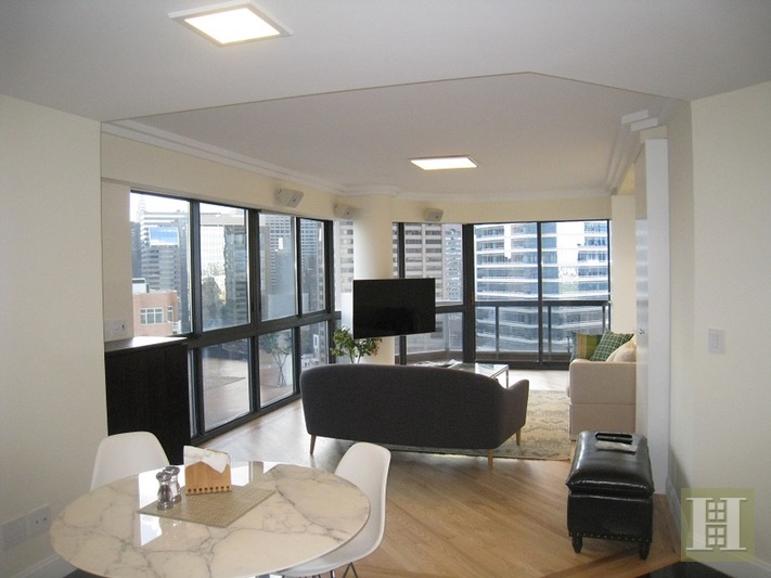 Photo 1 of 200 East 61st Street 33A, Upper East Side, NYC, $6,500, Web #: 16015323