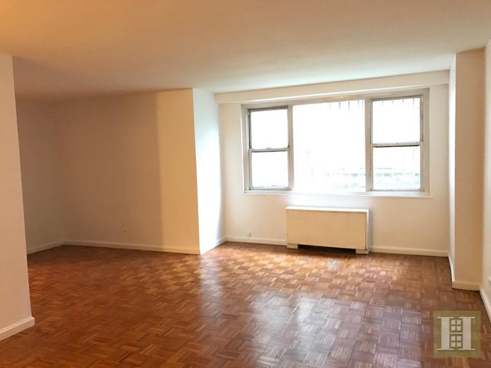 Photo 1 of 401 East 89th Street 1D, Upper East Side, NYC, $2,300, Web #: 16119059
