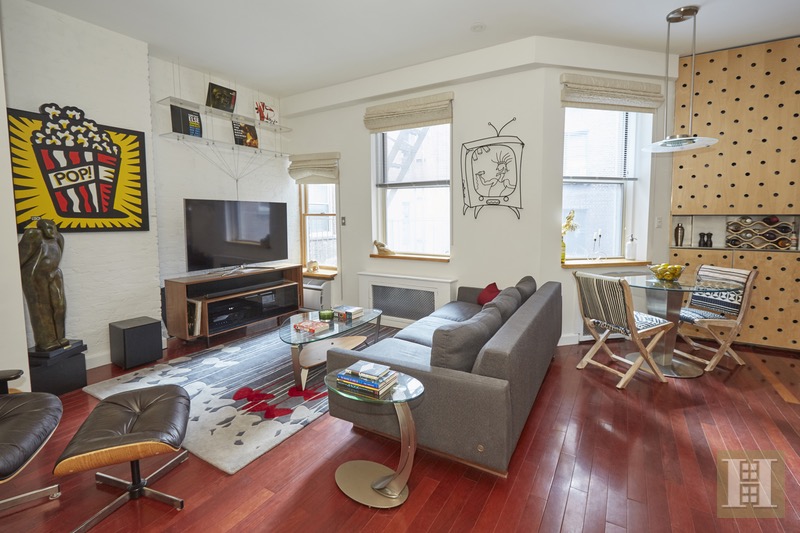 Photo 1 of 15 East 10th Street 4D, Greenwich Village, NYC, $1,100,000, Web #: 16120266
