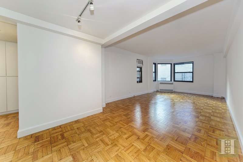 Photo 1 of 425 East 79th Street 3L1, Upper East Side, NYC, $595,000, Web #: 16158523