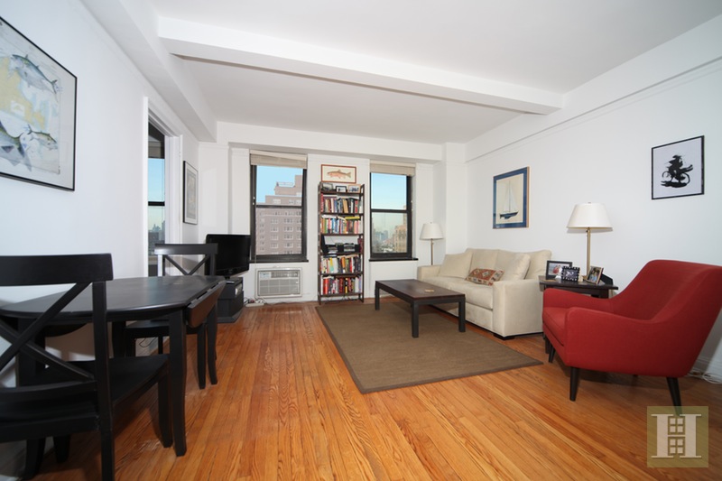Photo 1 of 161 West 16th Street 11D, Chelsea, NYC, $2,900, Web #: 16196043