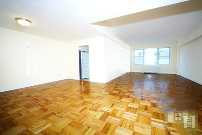 Photo 1 of 250 East 65th Street 11D, Upper East Side, NYC, $3,995, Web #: 16212640