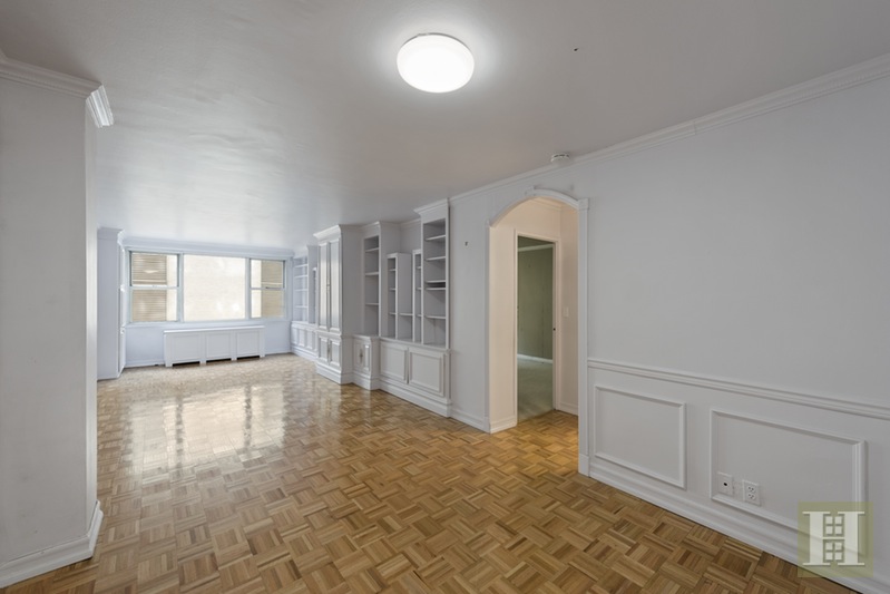 Photo 1 of 520 East 72nd Street, Upper East Side, NYC, $566,000, Web #: 16212673