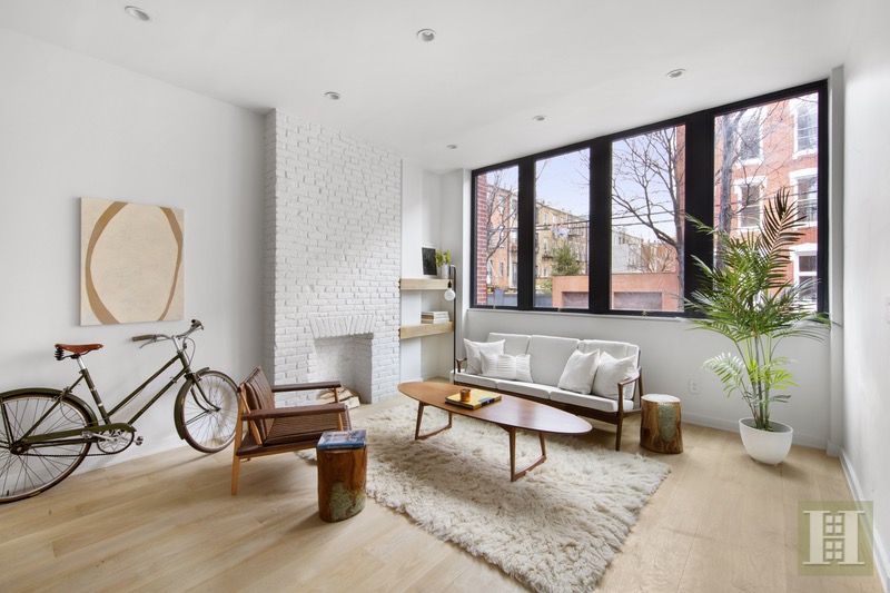 Photo 1 of 136 North 8th Street 1, Williamsburg, Brooklyn, NY, $1,495,000, Web #: 16313996