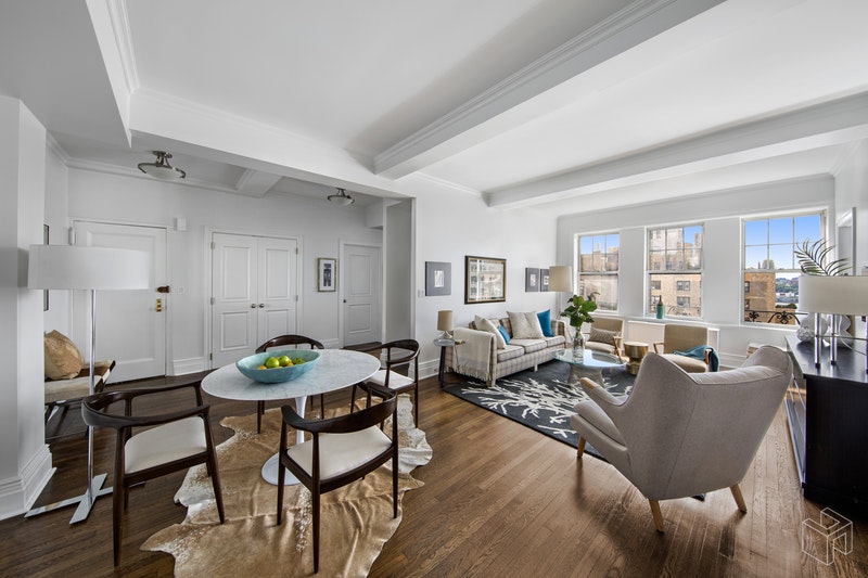 Photo 1 of 310 West End Avenue 16B, Upper West Side, NYC, $2,525,000, Web #: 16347180