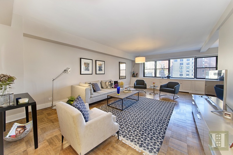 Photo 1 of 165 East 72nd Street 10D, Upper East Side, NYC, $1,049,000, Web #: 16390693