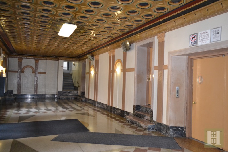 Photo 5 of 482 Fort Washington Aven, Hudson Heights, NYC, 1,900, 