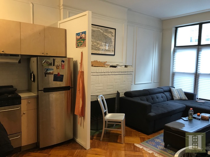 Photo 1 of 138 East 34th Street 5R, Midtown East, NYC, $2,150, Web #: 16558479