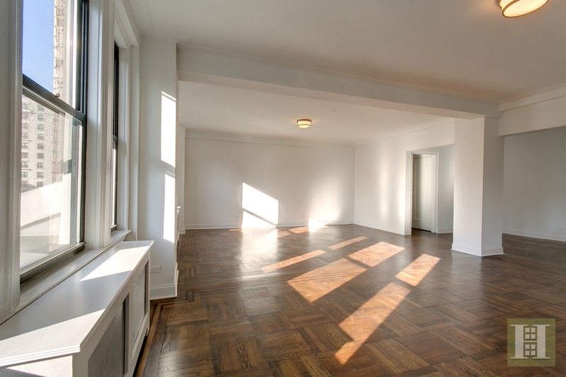 Photo 1 of 222 West 83rd Street 8F, Upper West Side, NYC, $8,495, Web #: 16707302