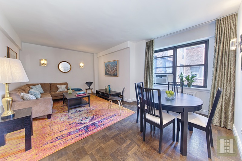 Photo 1 of 11 Riverside Drive 11Ow, Upper West Side, NYC, $760,000, Web #: 16707463