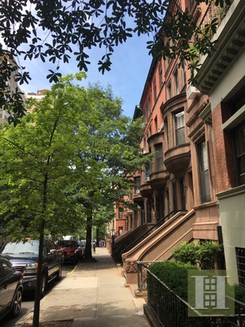 Photo 1 of 315 West 76th Street, Upper West Side, NYC, $4,400, Web #: 16835320