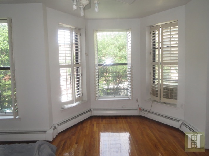 Photo 1 of 25 West 127th Street 3, Upper West Side, NYC, $1,995, Web #: 16872486